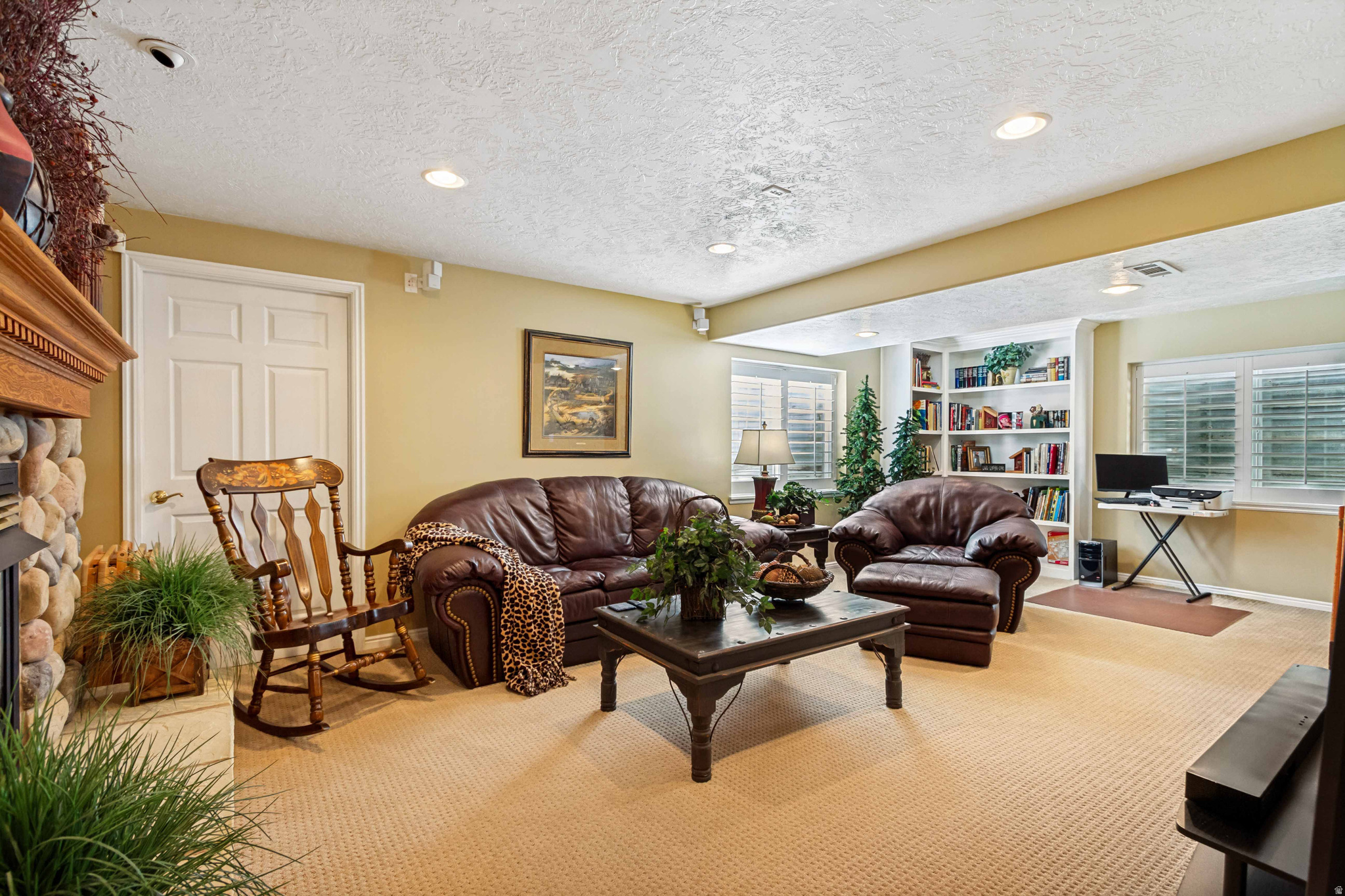 MEADOWS - Residential