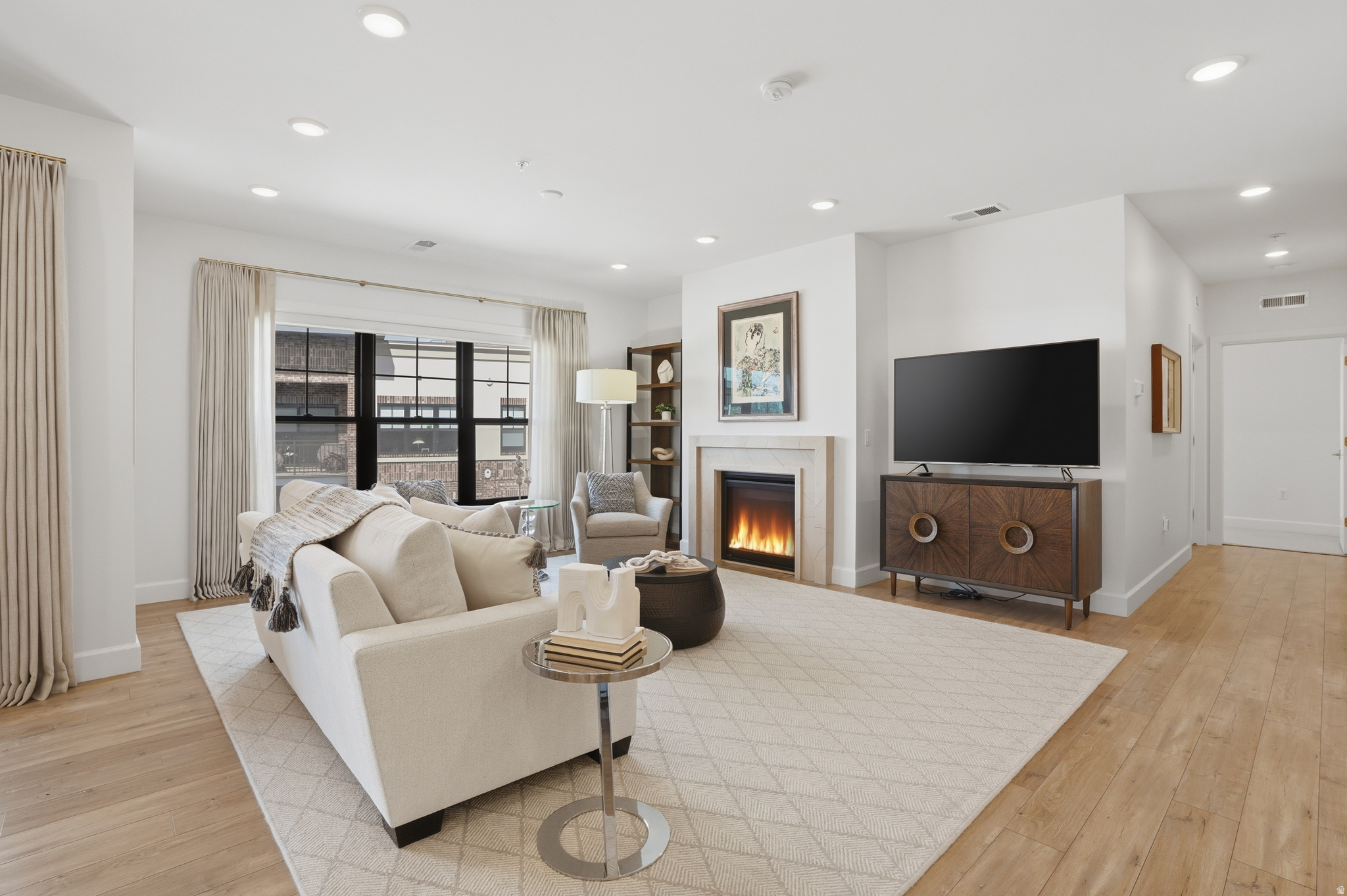THE STATION CONDOS - Residential