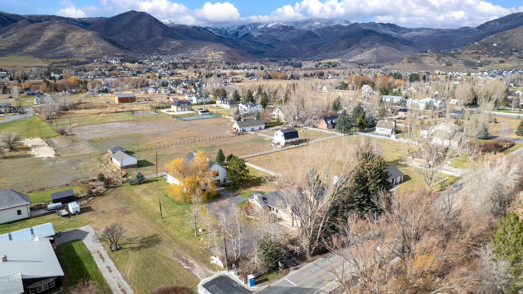 MIDWAY FARMS - Residential