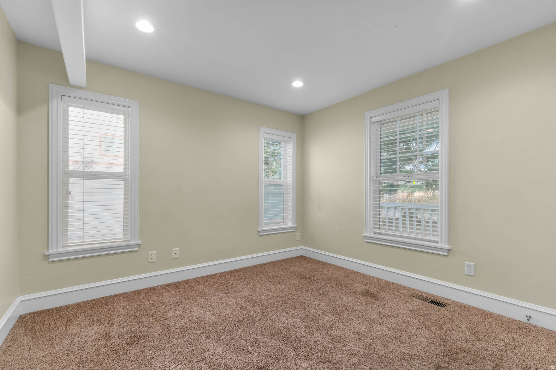 MIDWAY FARMS - Residential