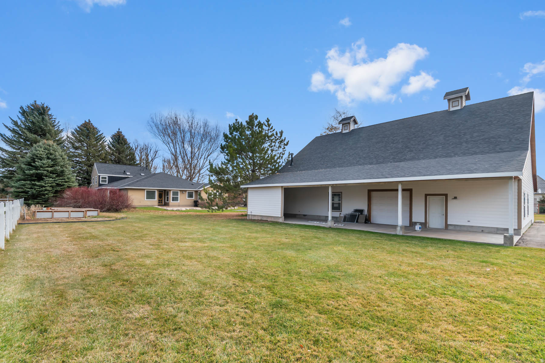 MIDWAY FARMS - Residential
