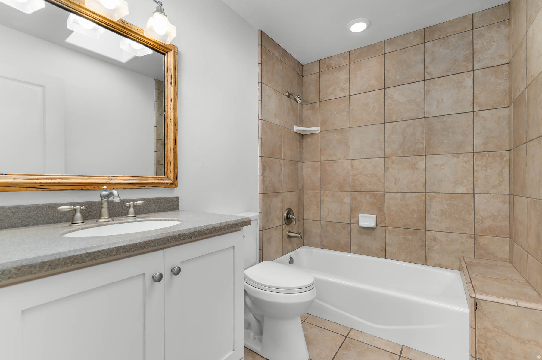 MIDWAY FARMS - Residential