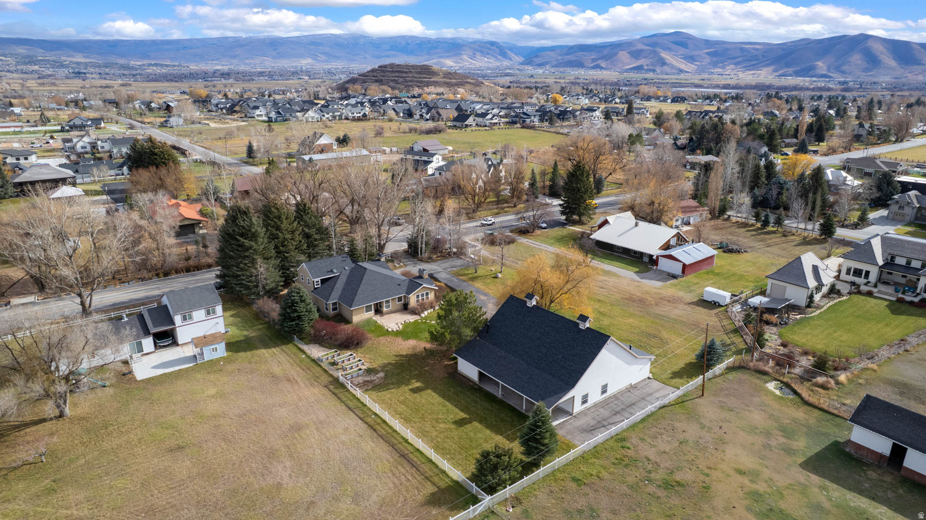 MIDWAY FARMS - Residential