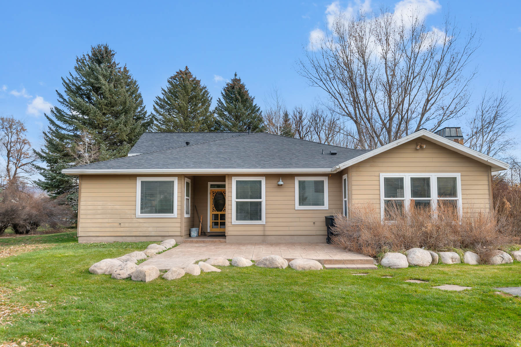 MIDWAY FARMS - Residential