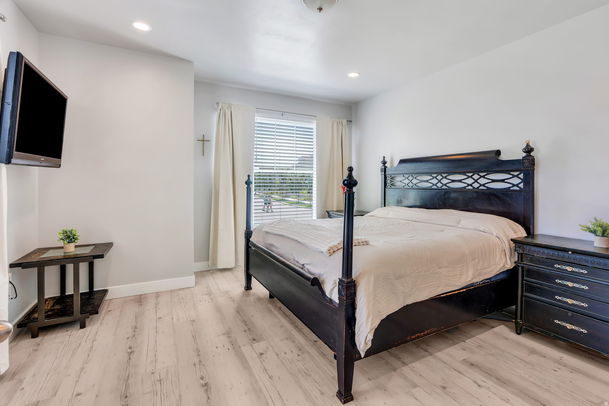 KENNECOTT - Residential