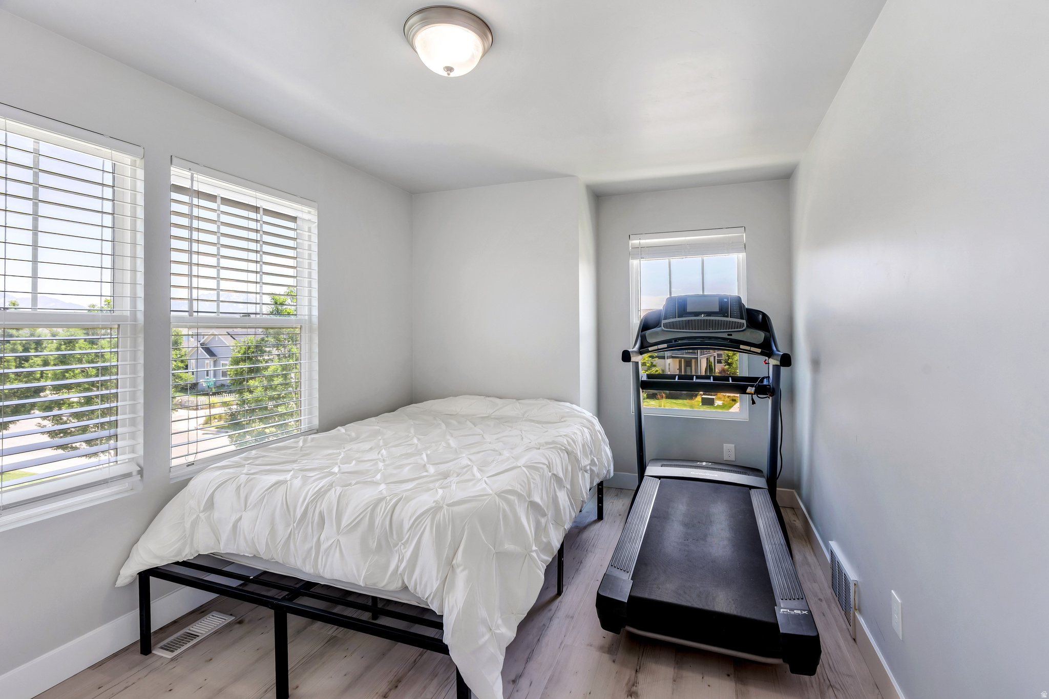 KENNECOTT - Residential