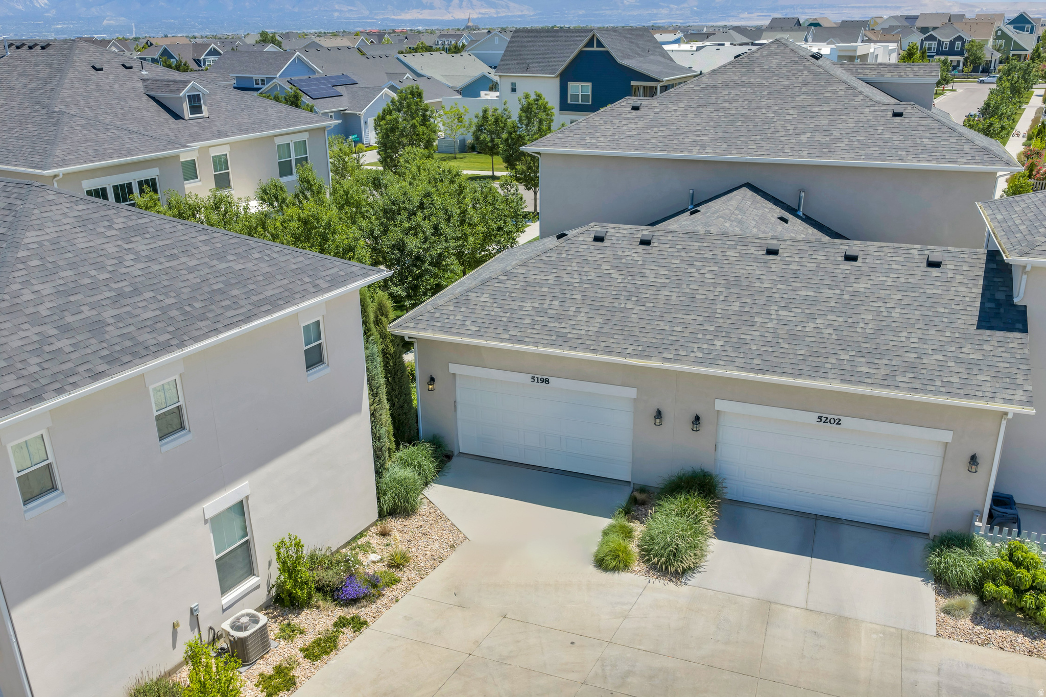 KENNECOTT - Residential