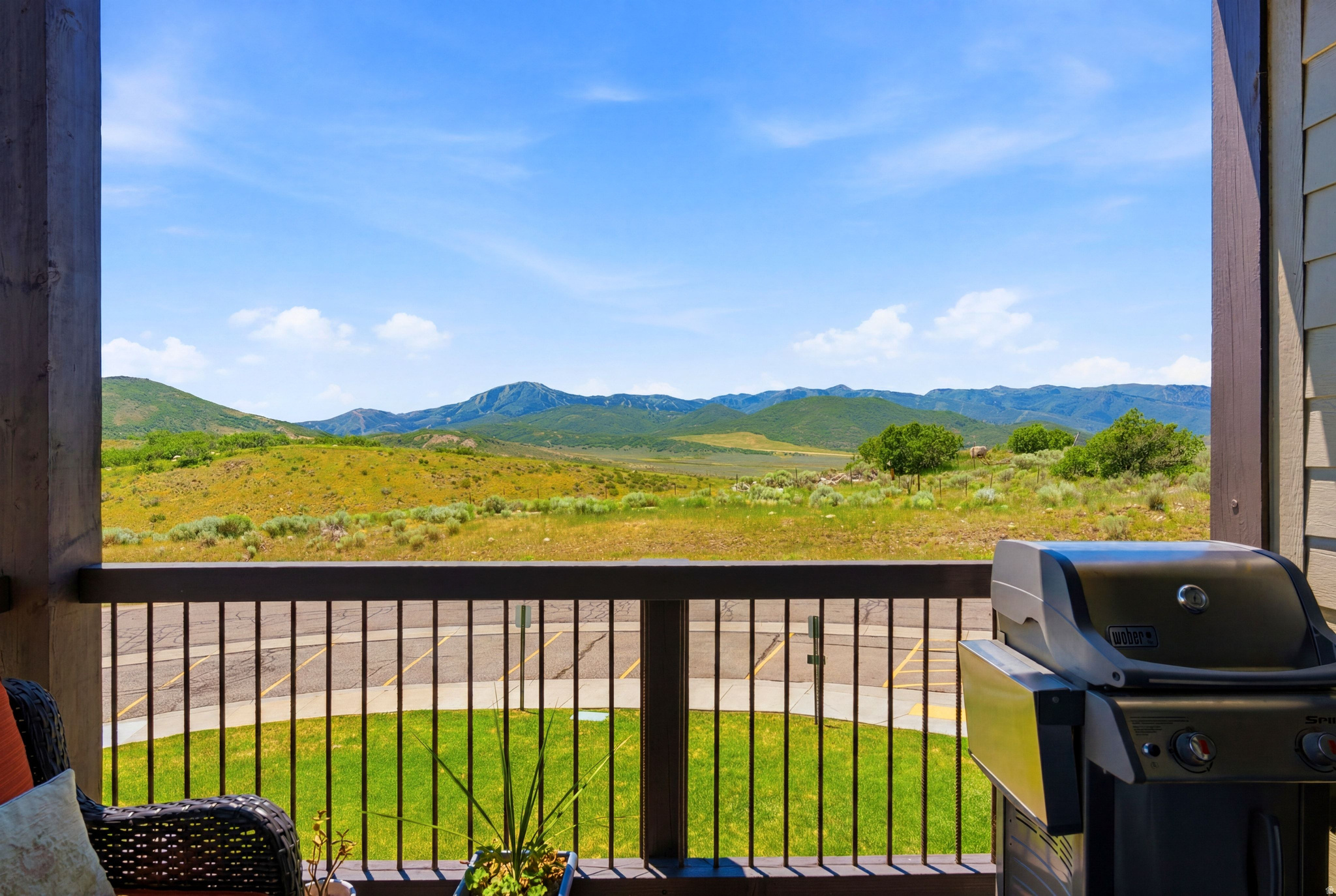 BLACK ROCK RIDGE - Residential