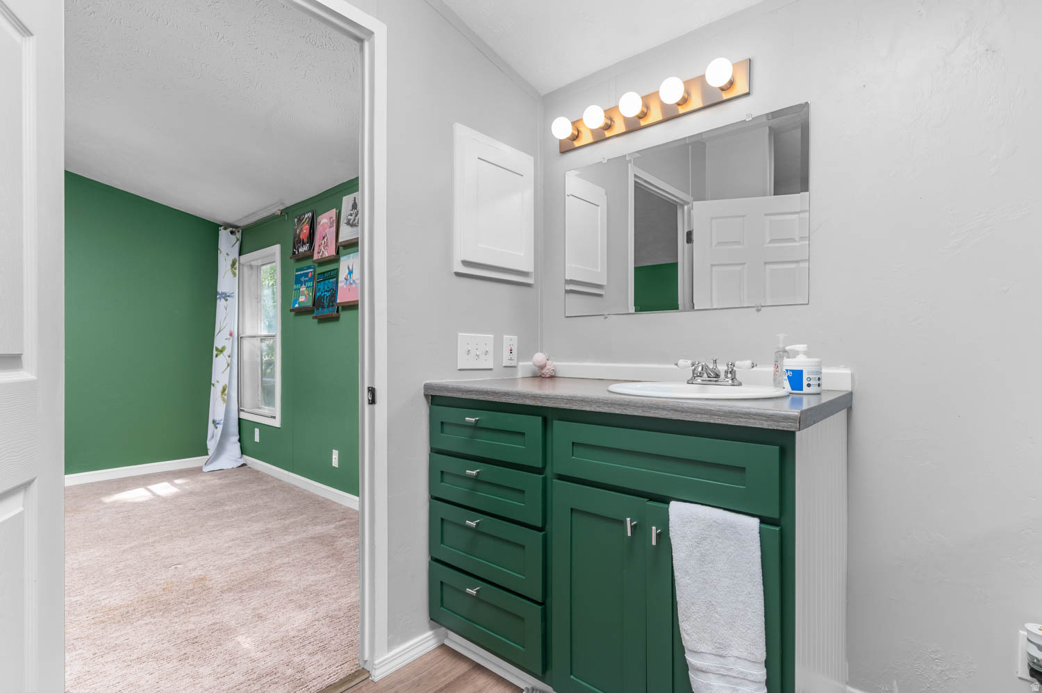 CRESCENTWOOD VILLAGE - Residential