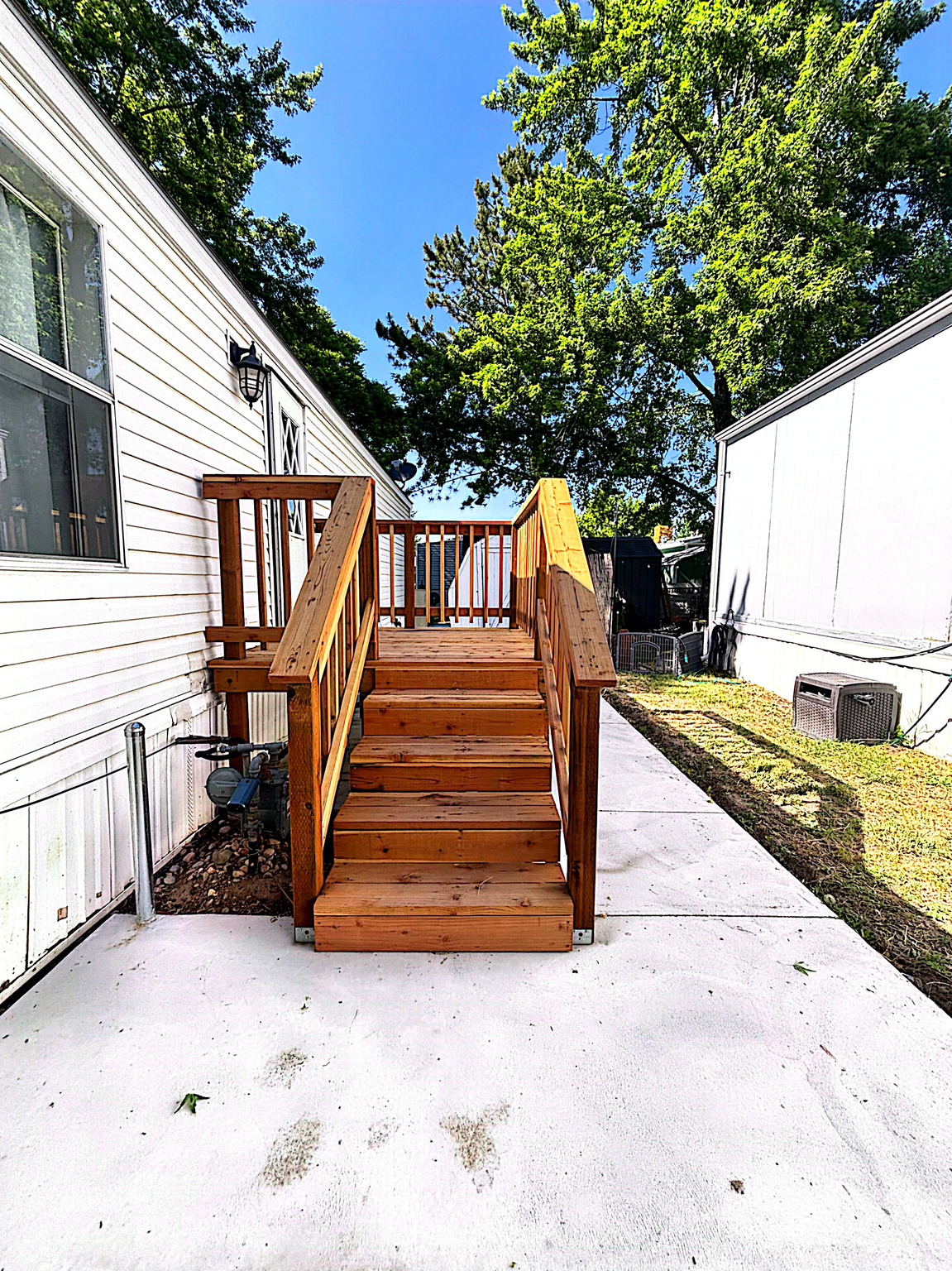 CRESCENTWOOD VILLAGE - Residential