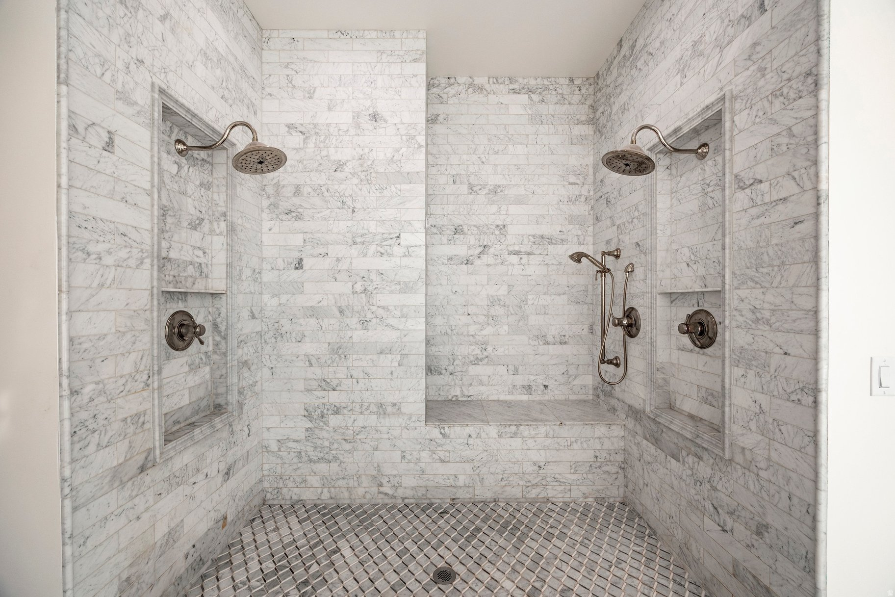 HIGHGATE ESTATES - Residential