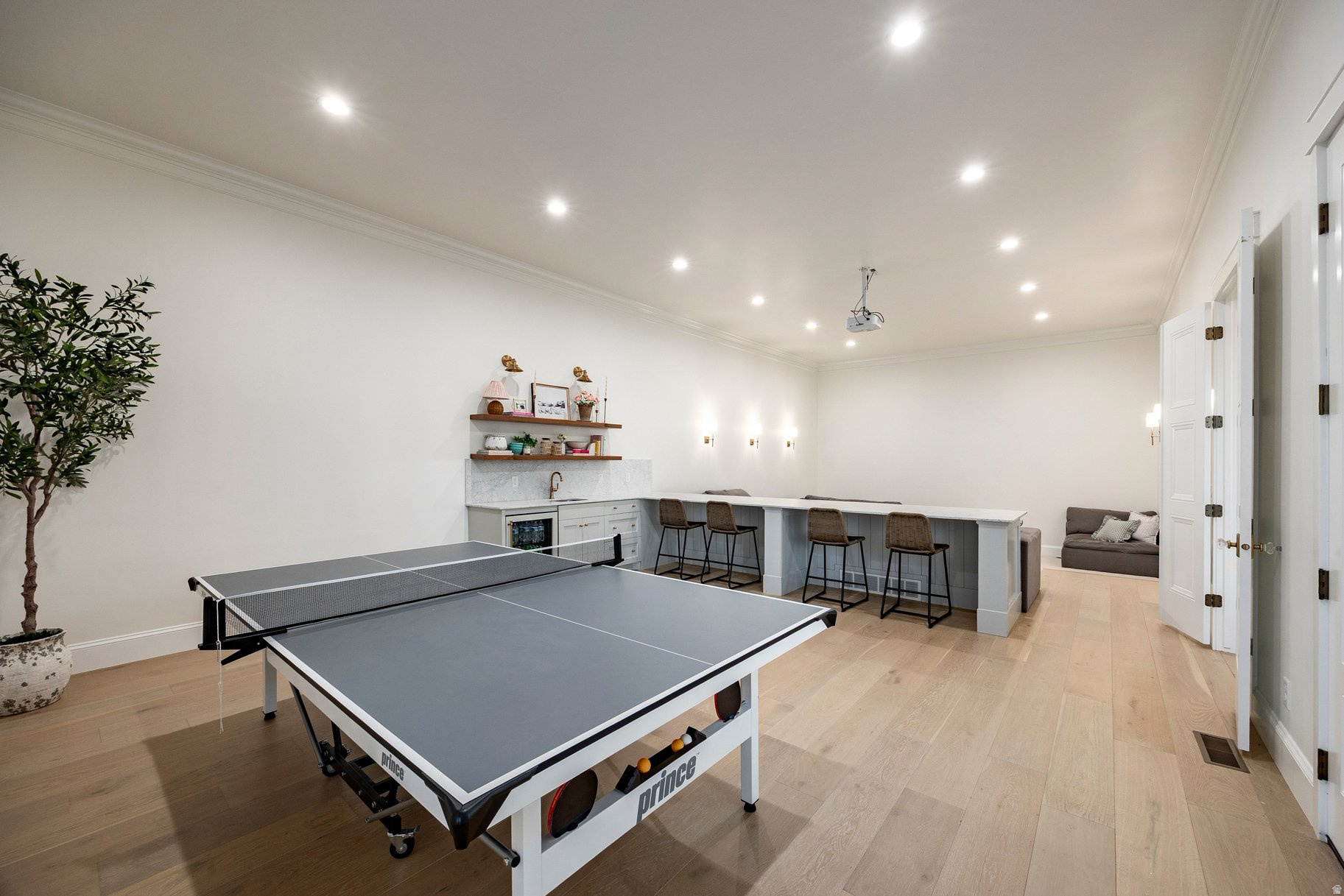 HIGHGATE ESTATES - Residential