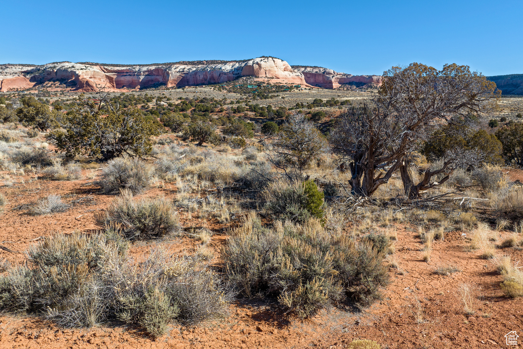 WILSON ARCH RESORT - Commercial Sale
