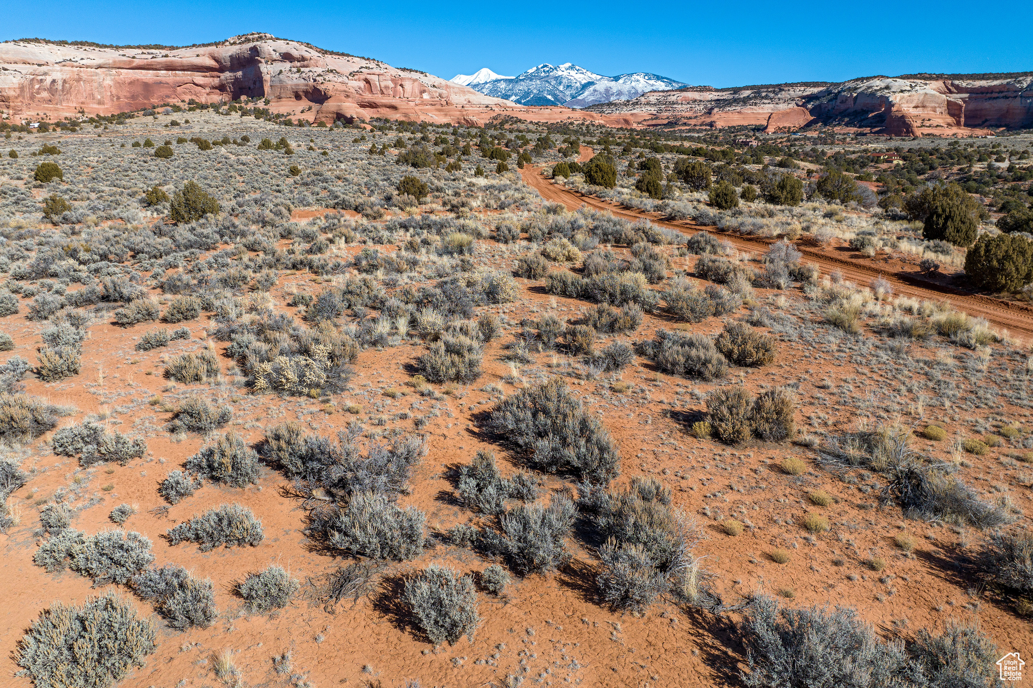 WILSON ARCH RESORT - Commercial Sale