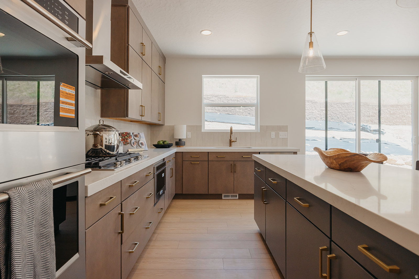 CANYON POINT - Residential