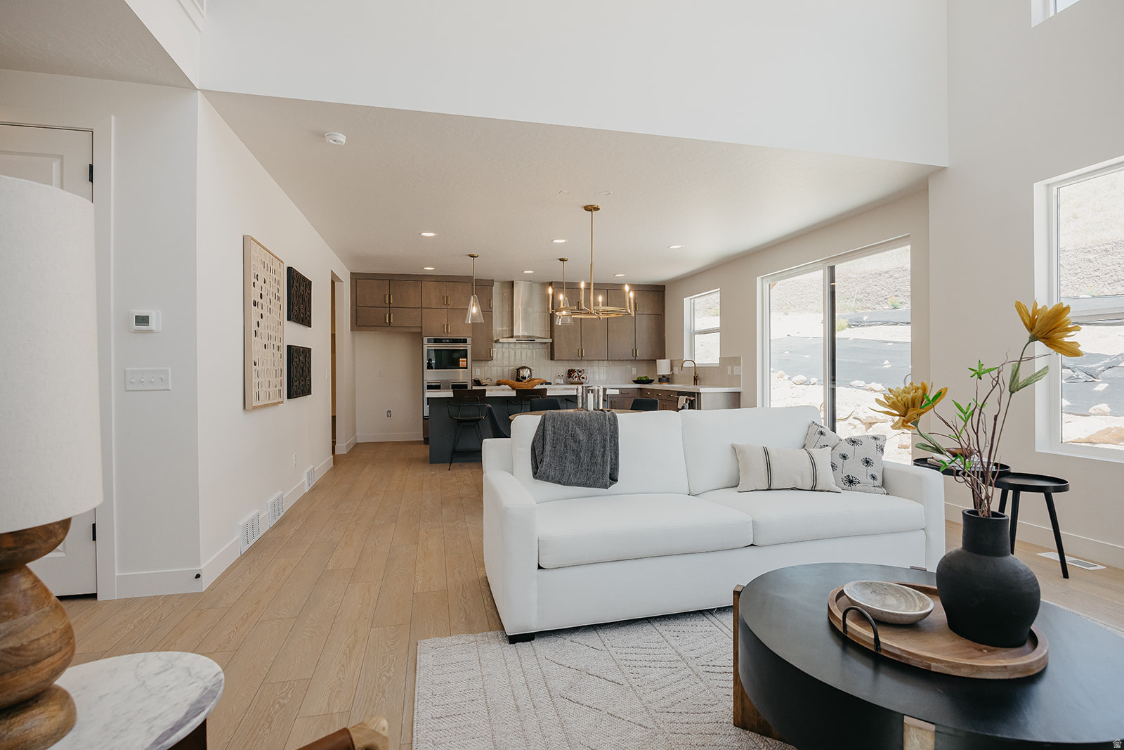 CANYON POINT - Residential