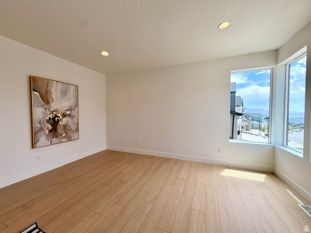 CANYON POINT - Residential