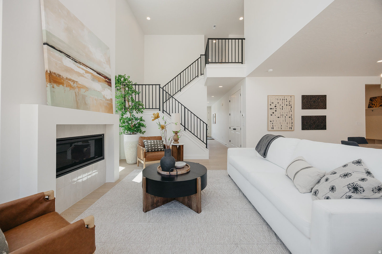 CANYON POINT - Residential