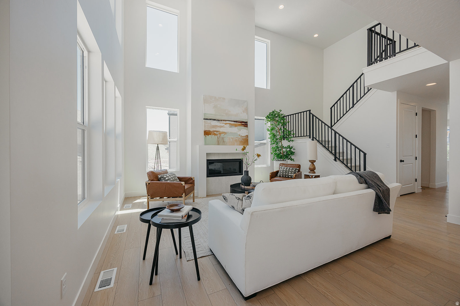 CANYON POINT - Residential