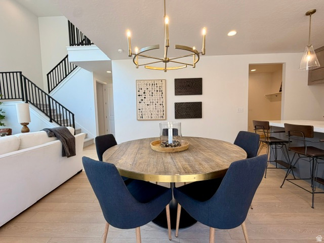 CANYON POINT - Residential