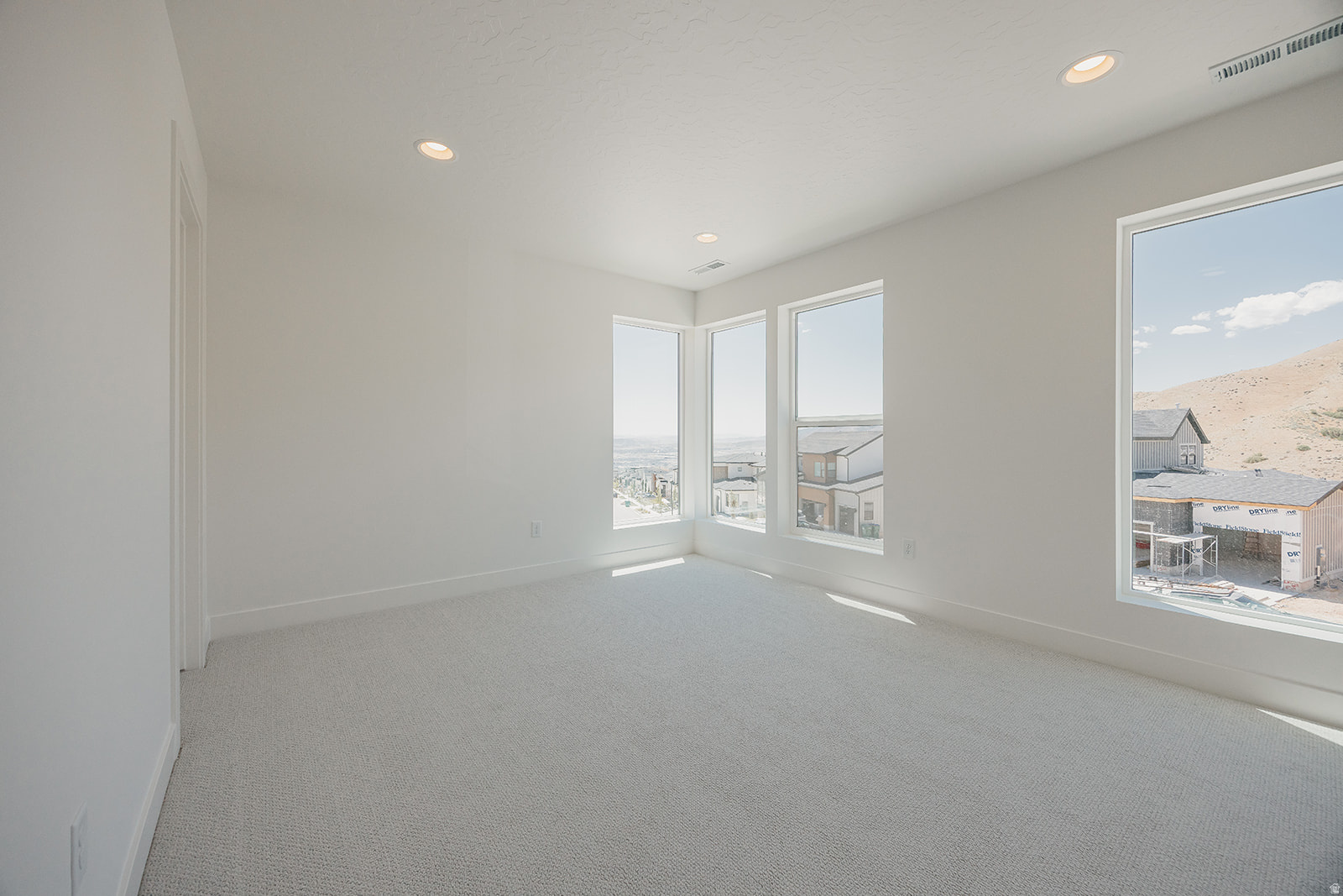 CANYON POINT - Residential