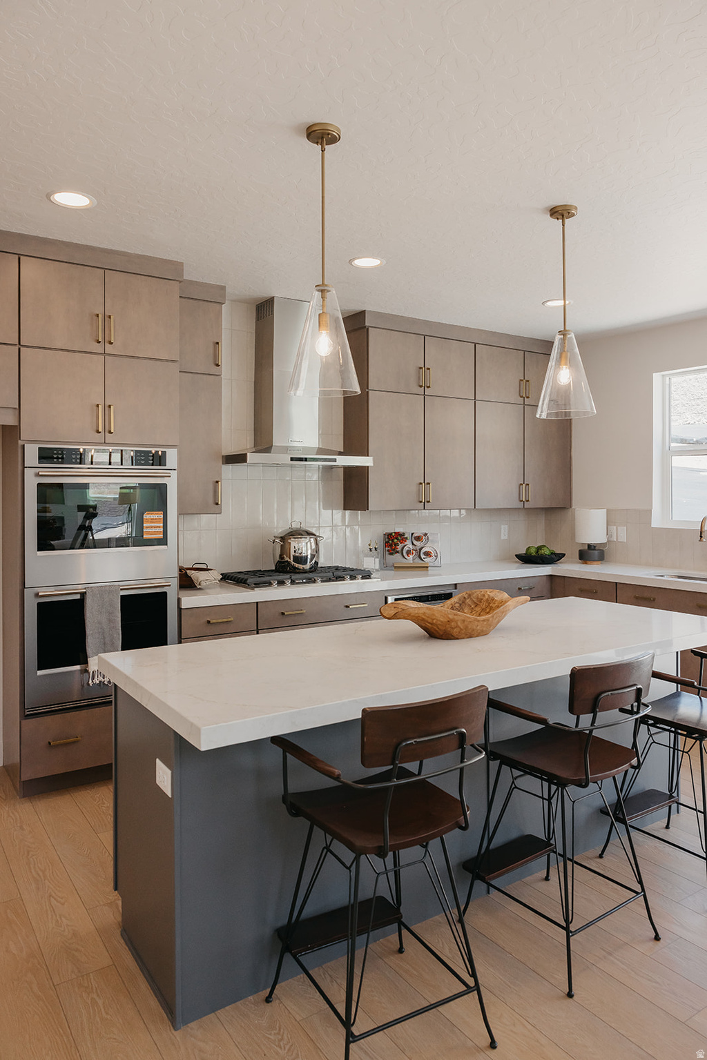 CANYON POINT - Residential