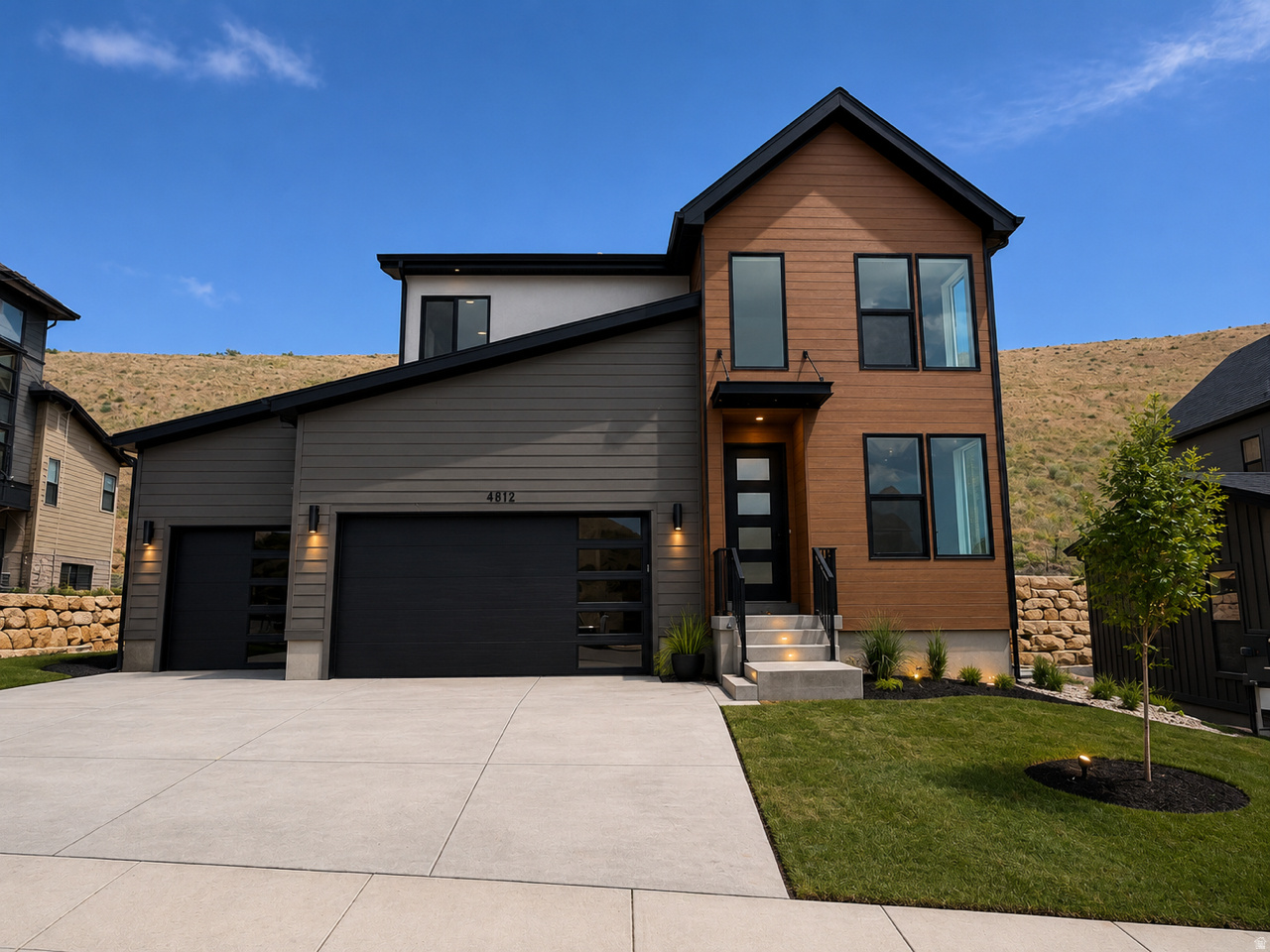 CANYON POINT - Residential