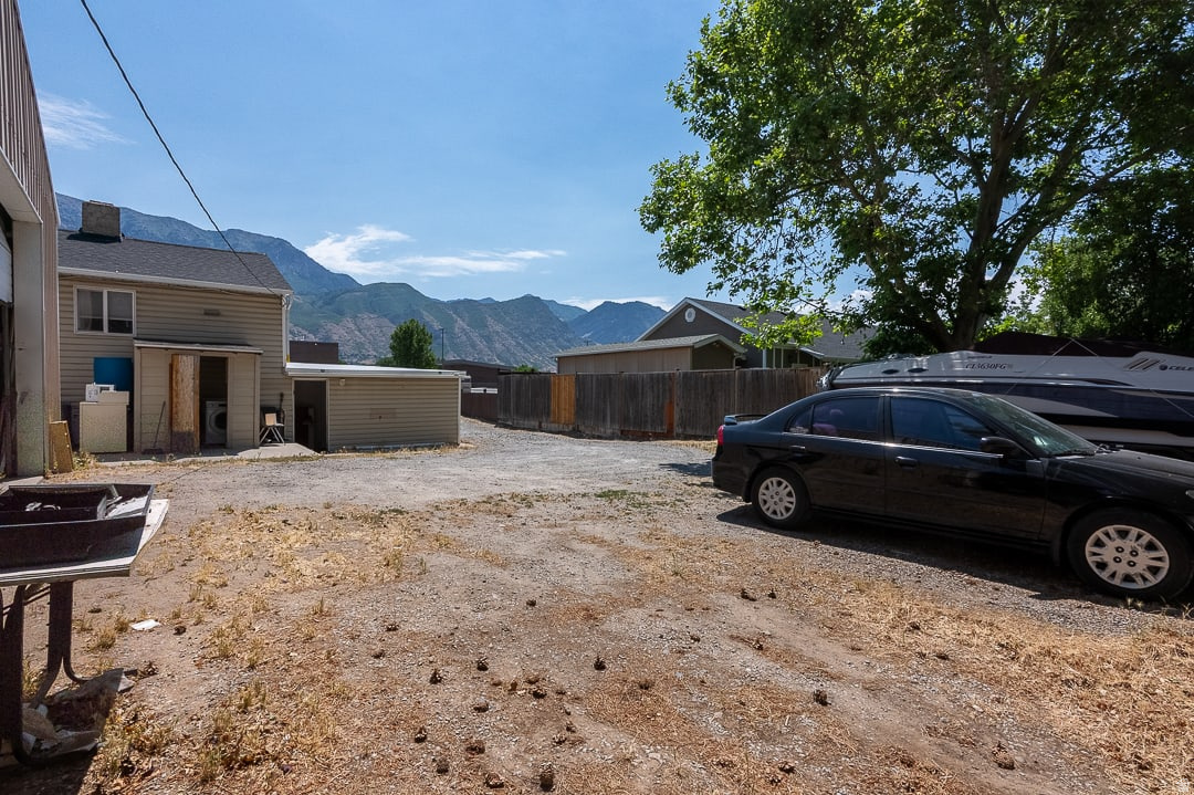 CASCADE ACRES - Residential