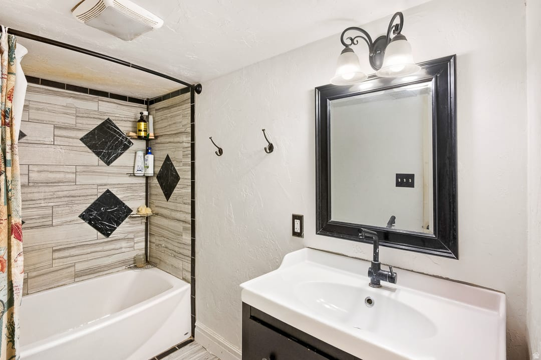 CASCADE ACRES - Residential