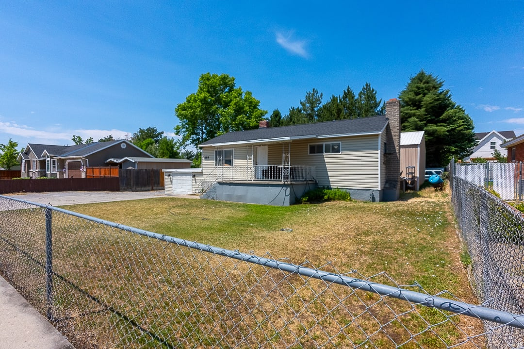 CASCADE ACRES - Residential