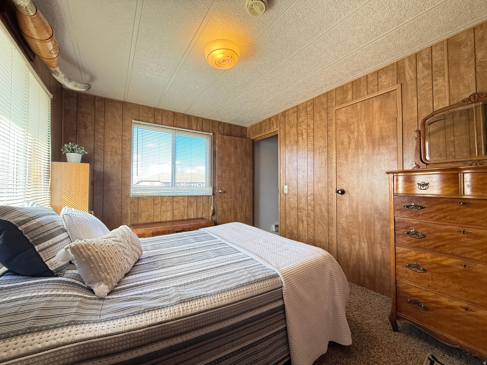 PINE CREEK VISTA - Residential