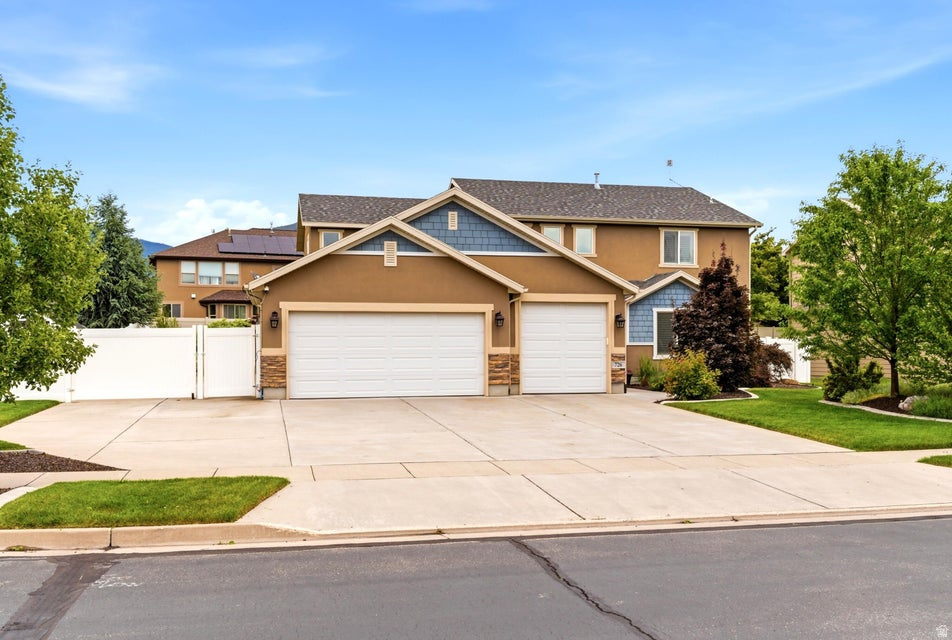 HUNTERS CREEK - Residential
