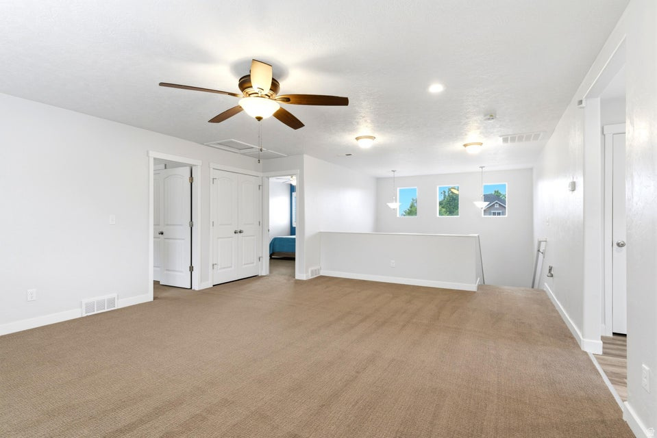 HUNTERS CREEK - Residential
