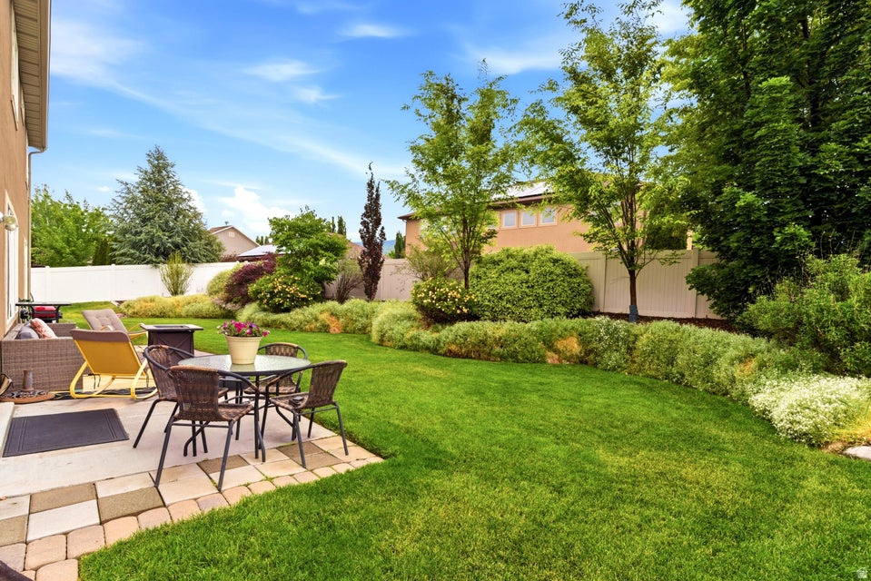 HUNTERS CREEK - Residential