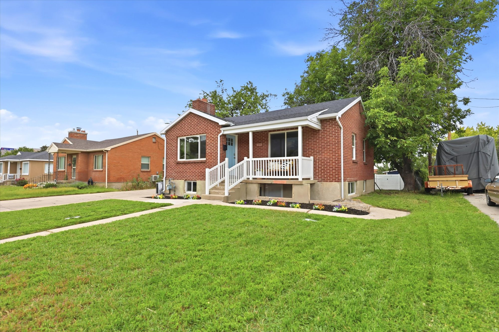 NORTH UNIVERSITY - Residential