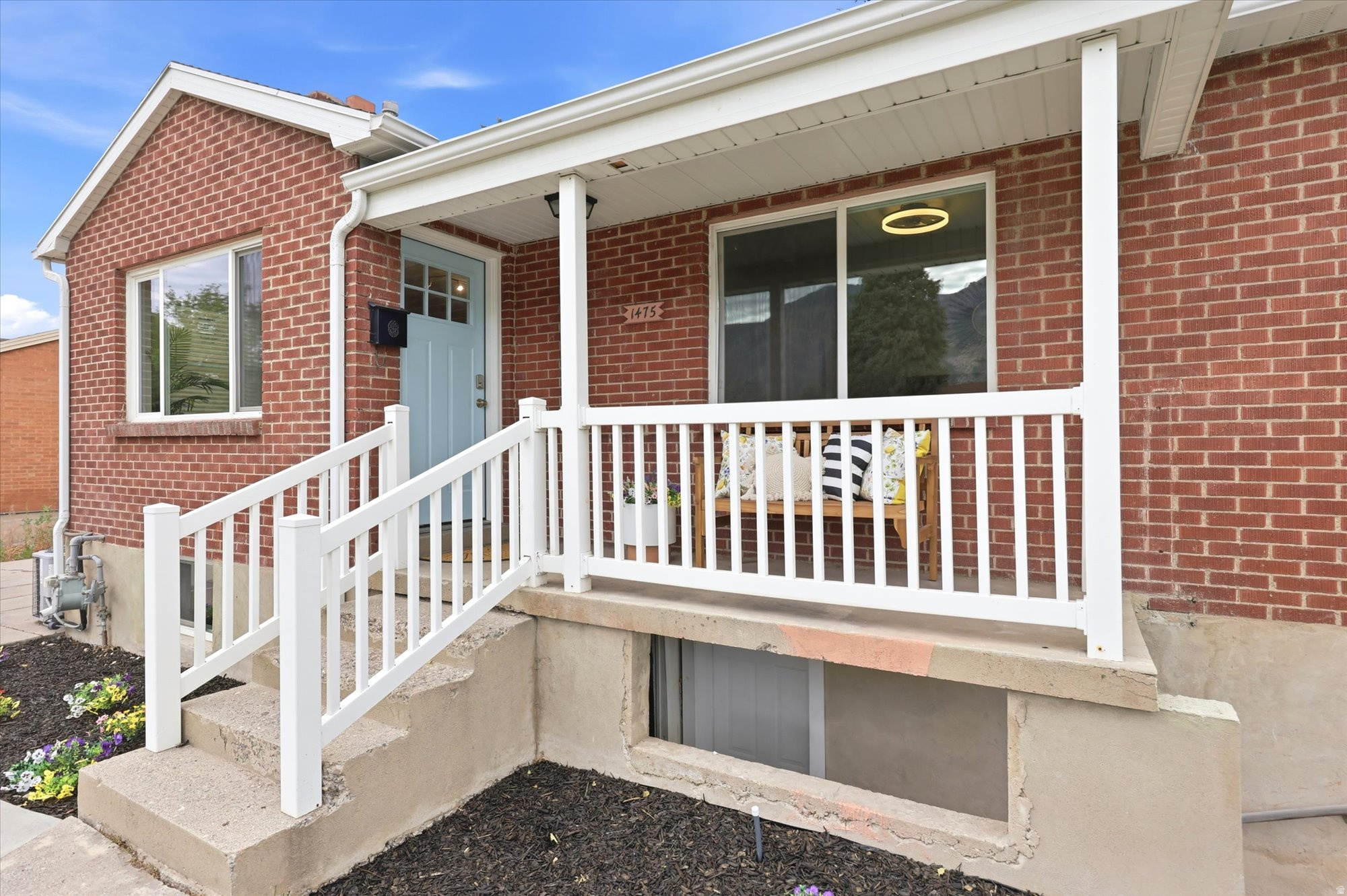 NORTH UNIVERSITY - Residential