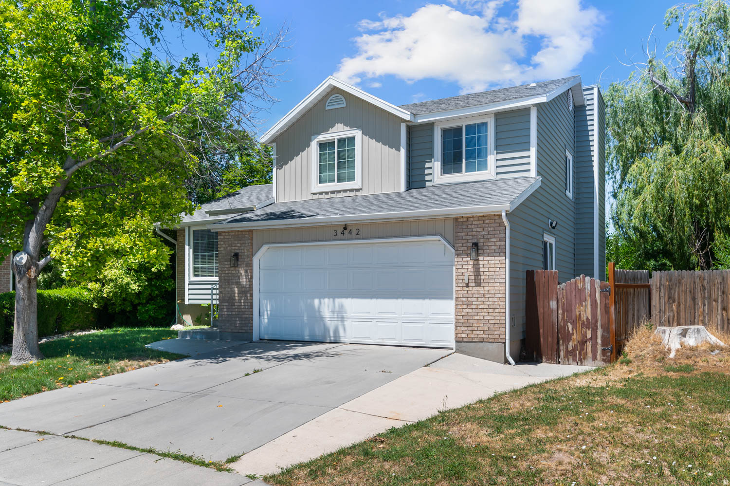 BROADMOOR - Residential