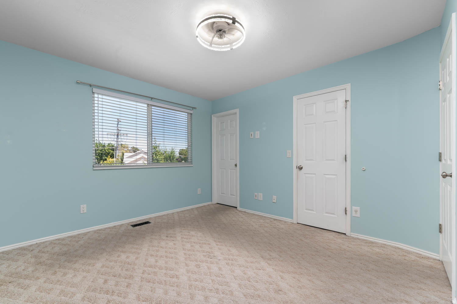 BROADMOOR - Residential