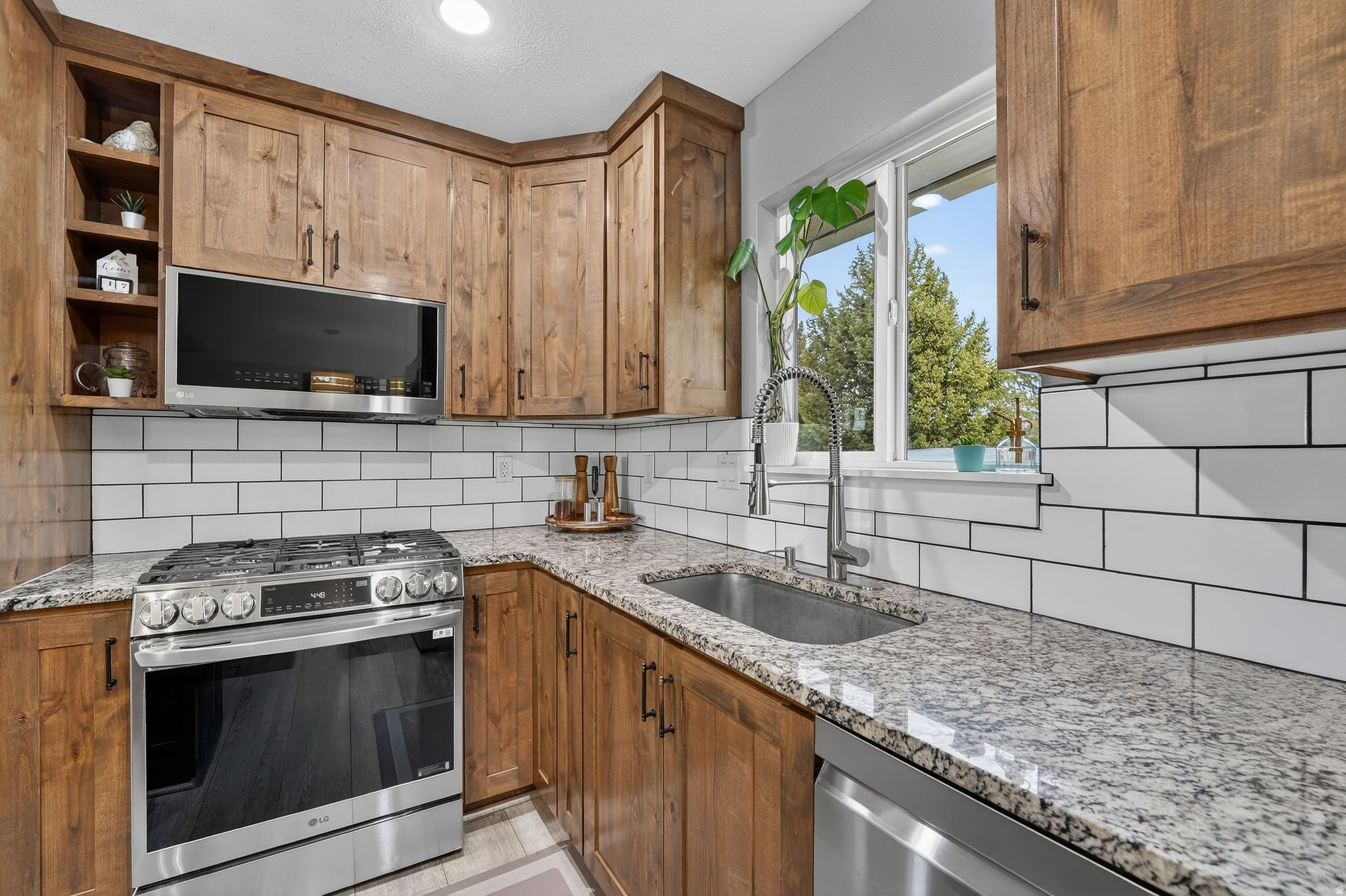 MEADOW LANE - Residential