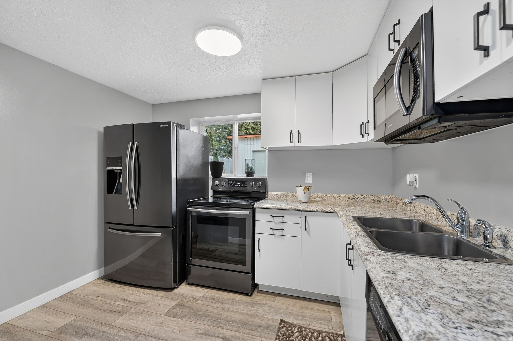 MEADOW LANE - Residential