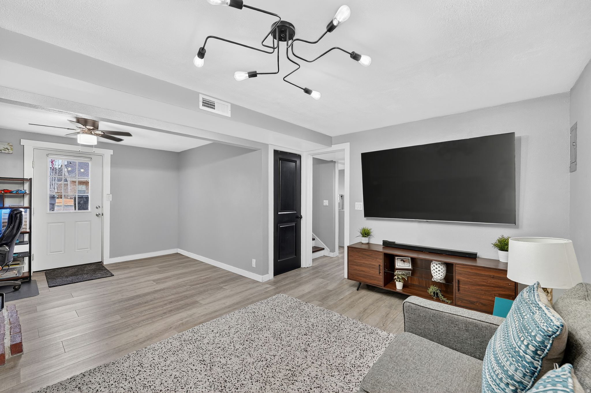 MEADOW LANE - Residential
