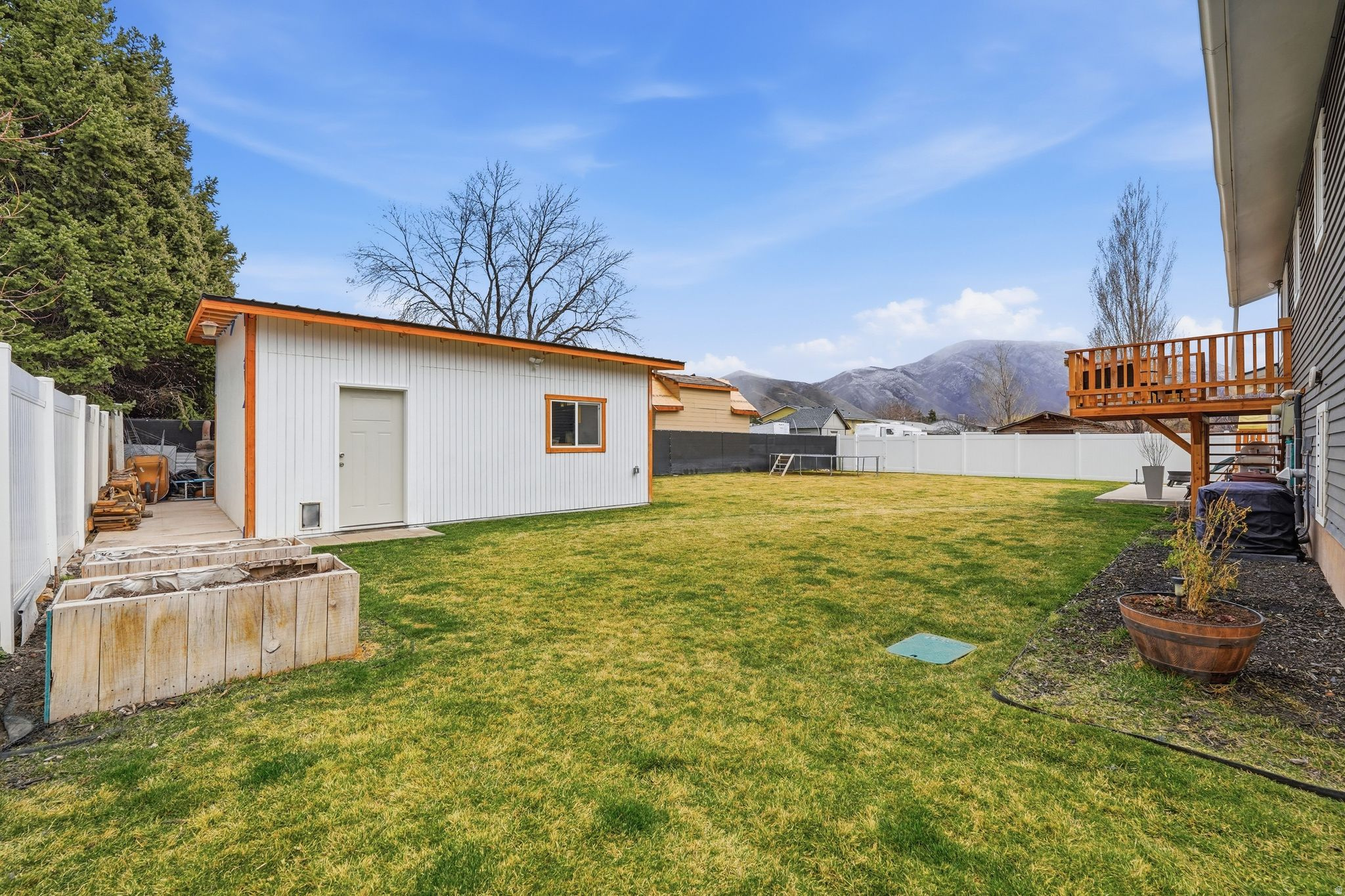 MEADOW LANE - Residential