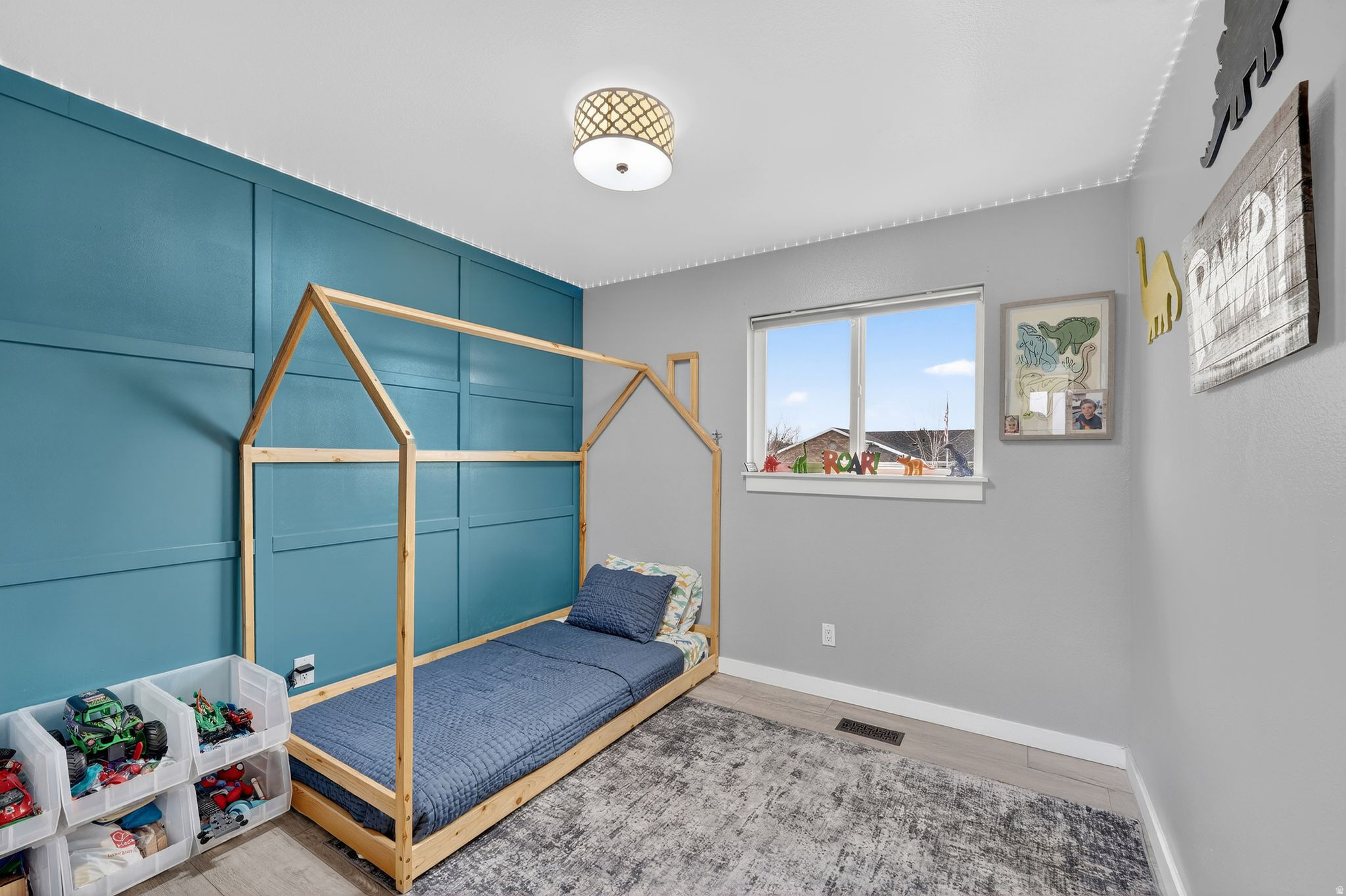 MEADOW LANE - Residential
