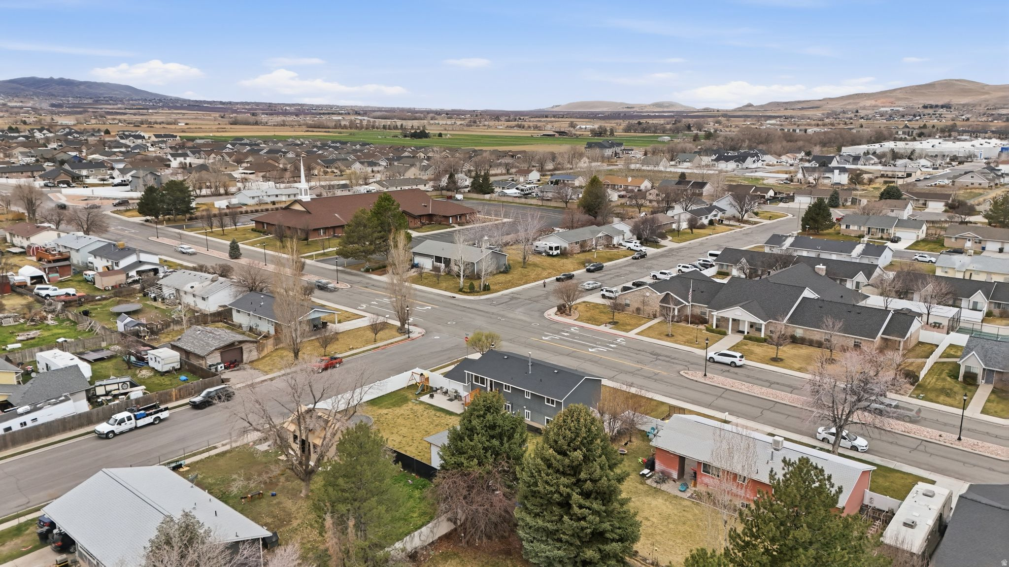 MEADOW LANE - Residential