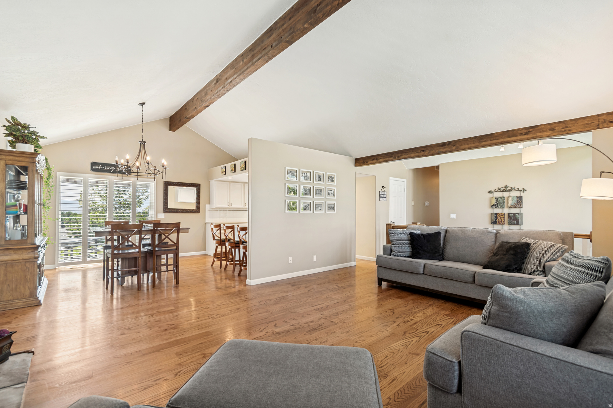 FALCONHURST - Residential