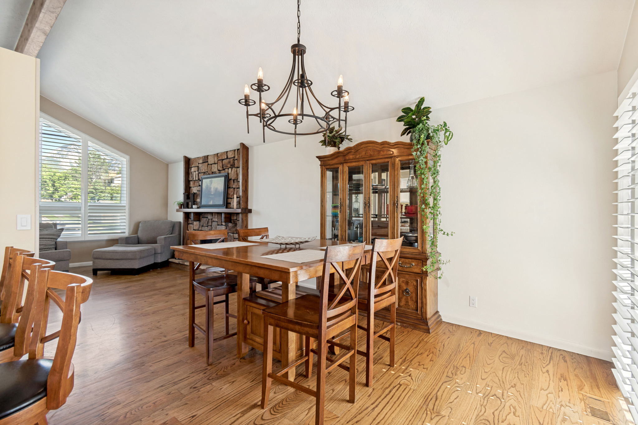 FALCONHURST - Residential