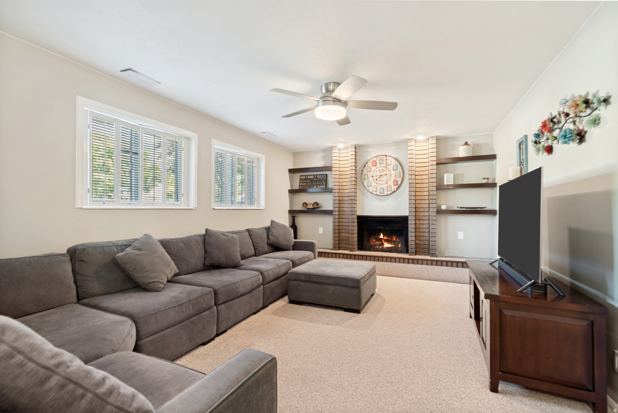 FALCONHURST - Residential