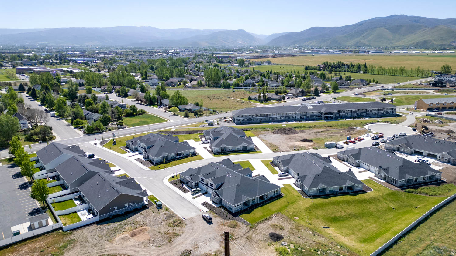 KIMBALL VILLAS - Residential