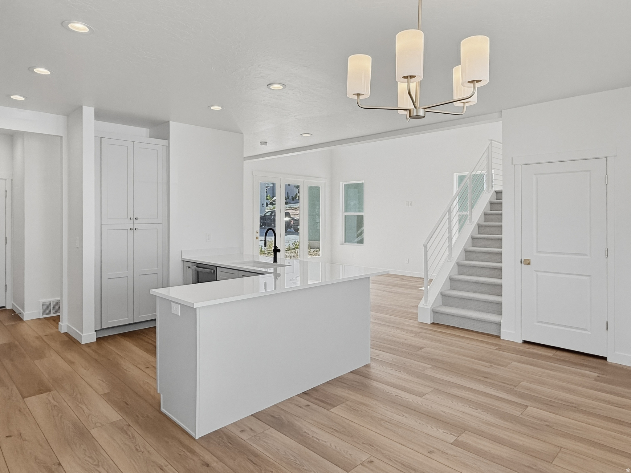 OQUIRRH WEST - Residential