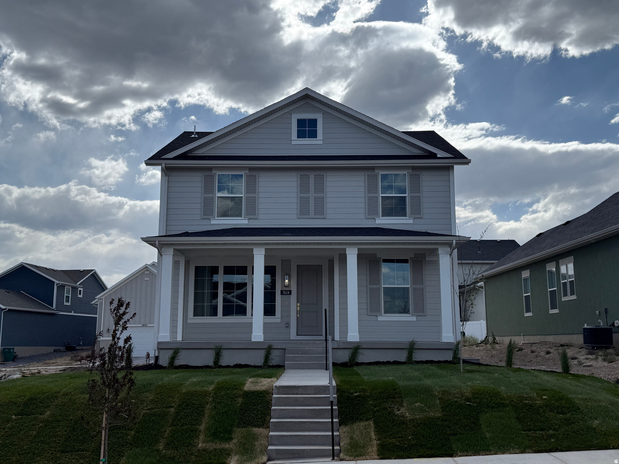 OQUIRRH WEST - Residential